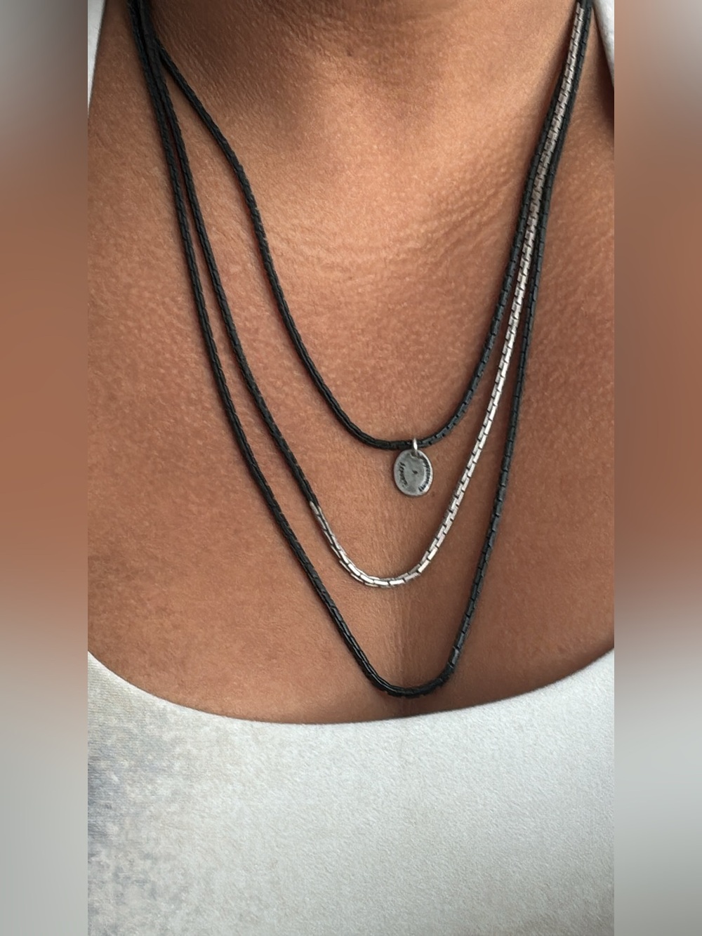 Appartement Louer Black and Silver  Necklace - Women Jewelry